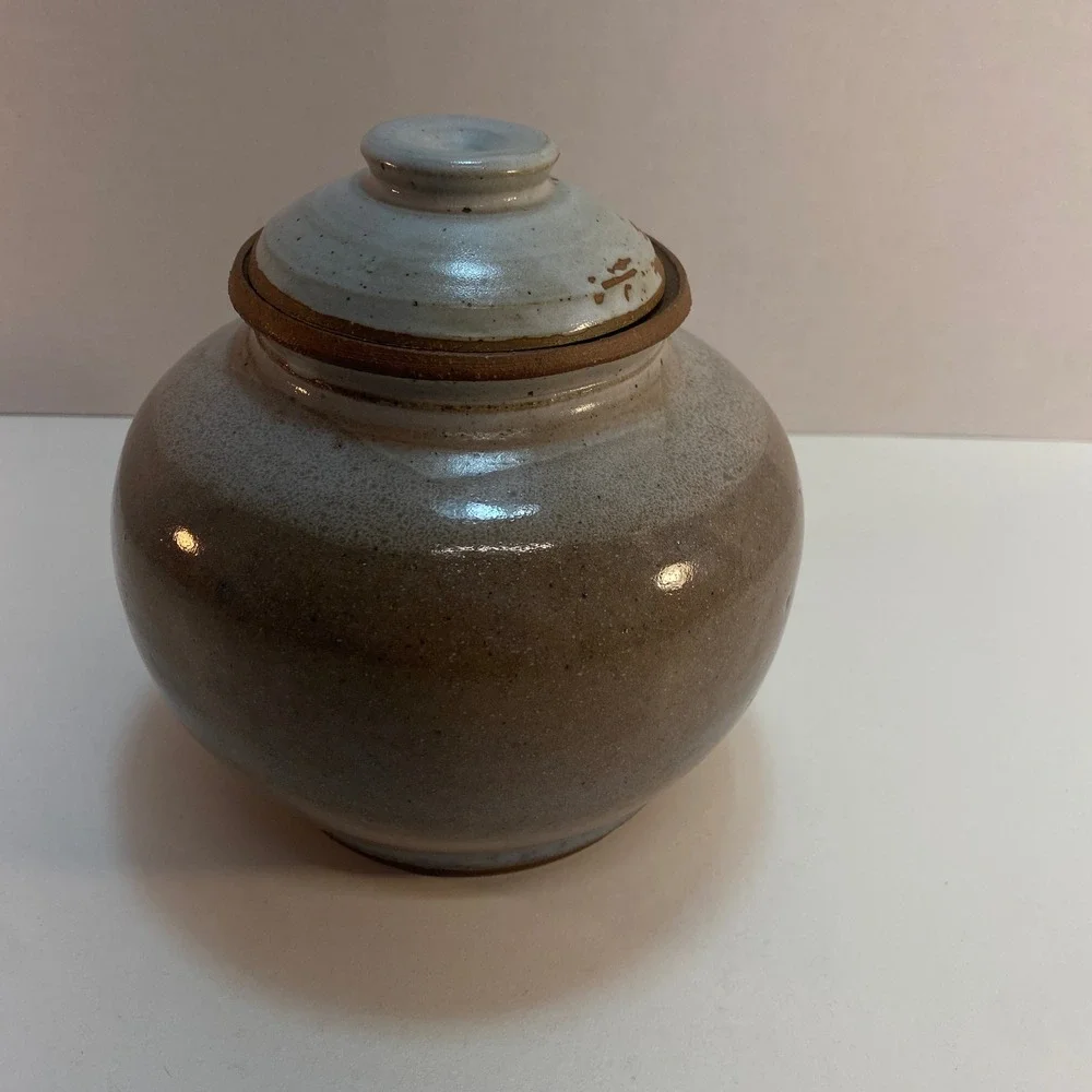 Handmade Glazed Pottery‎ Jar Lid Rustic Farmhouse Kitchen Storage Signed CE